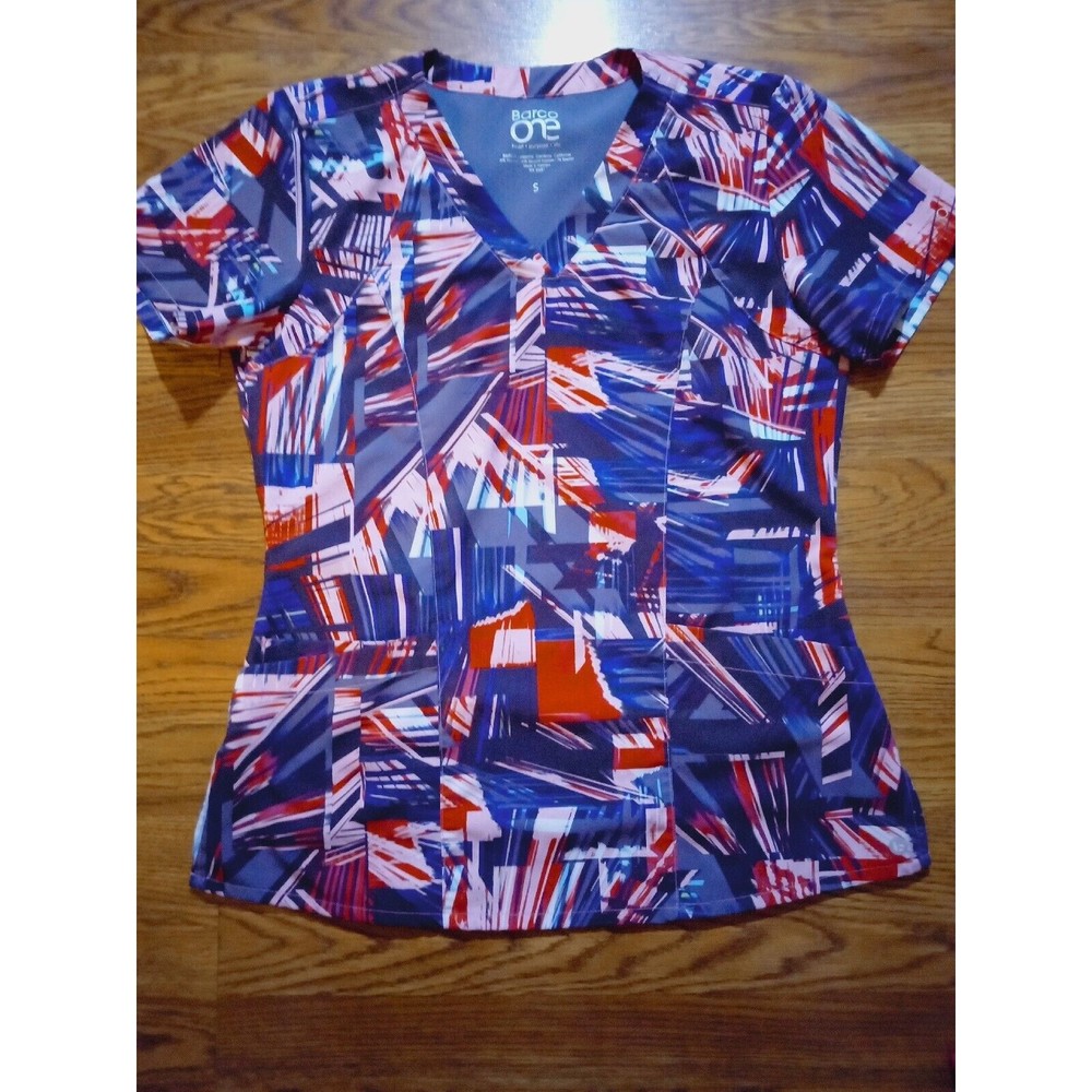 Barco One Scrub Top Womens Small Red White And Blue Design Stretch VNeck Pockets
